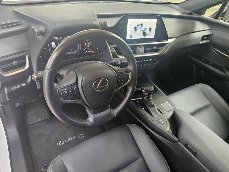 Lexus UX Hybrid Design