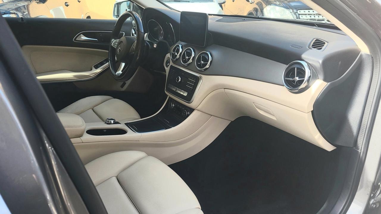 Mercedes-benz GLA 200 d Automatic Sport