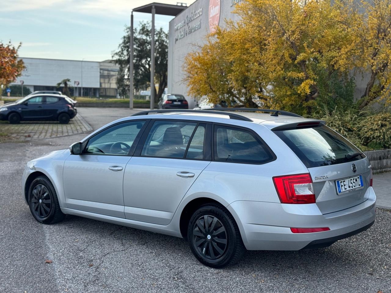 Skoda Octavia 1.6 TDI 110 CV DSG N1