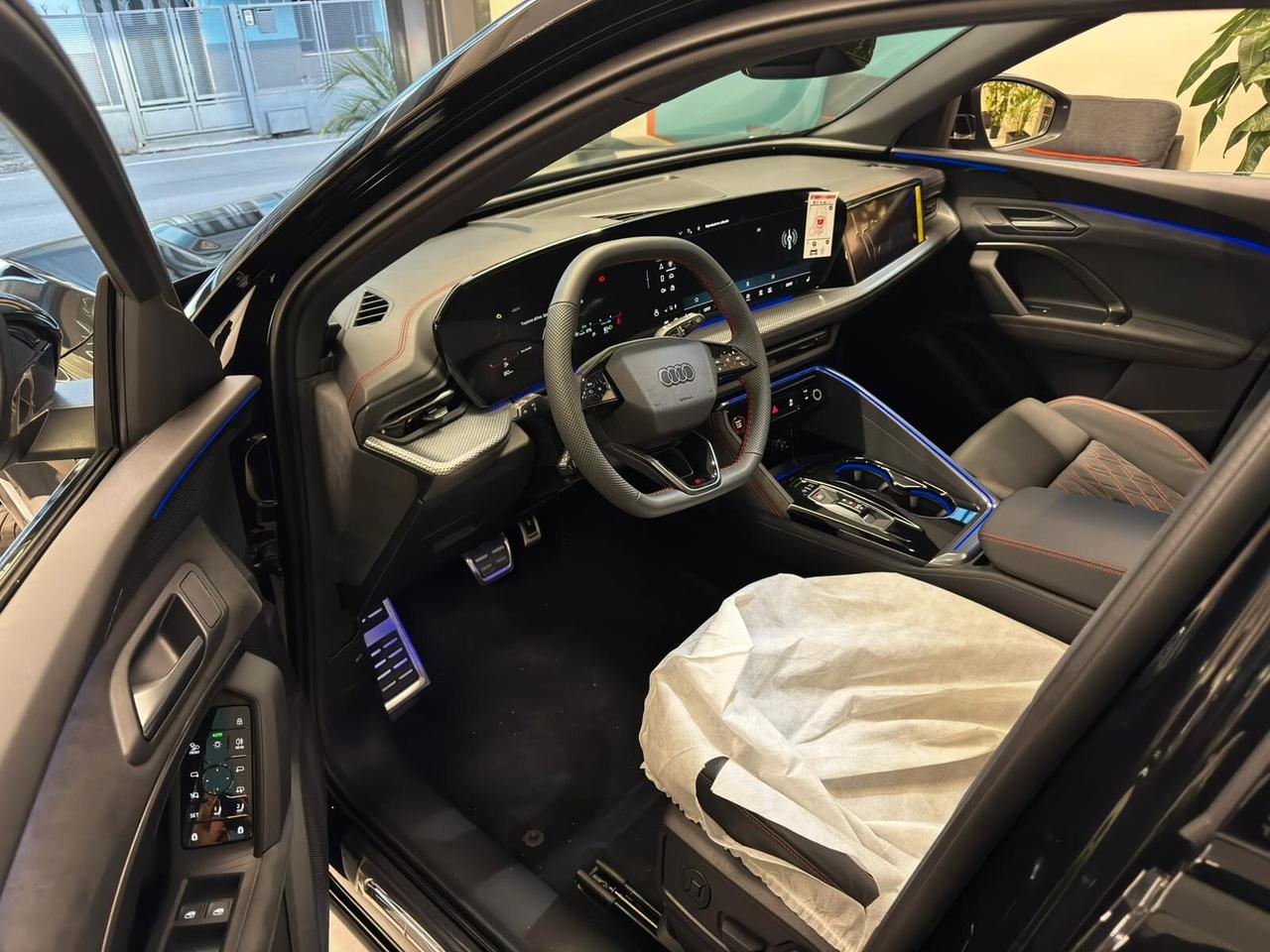 Audi Q5 SPB 40 TDI quattro S tronic line plus/ IDENTITY BLACK