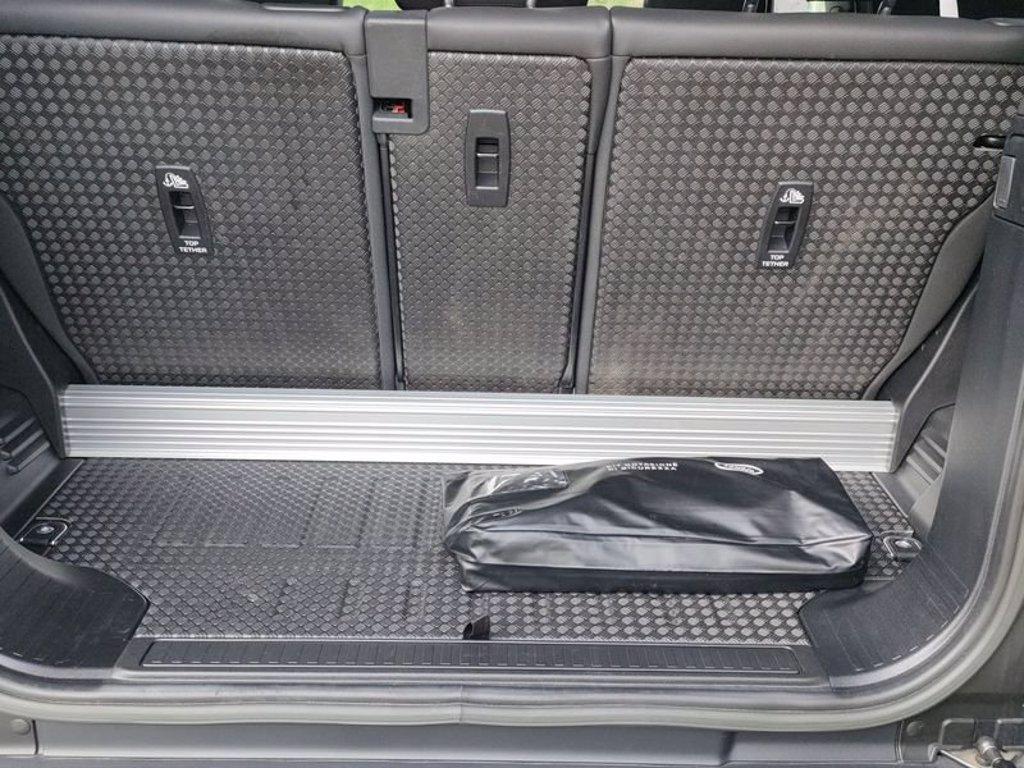 LAND ROVER Defender (2019) LAND ROVER 90 3.0D I6 250 CV AWD Auto X-Dynamic S del 2022