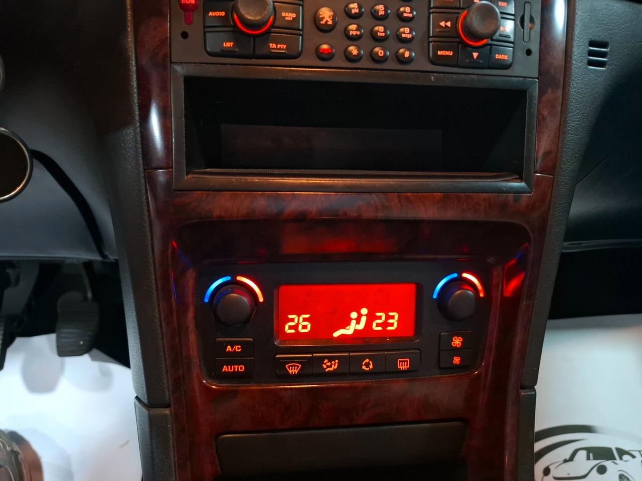 Peugeot 307 1.6 HDI 90cv Neopatentati