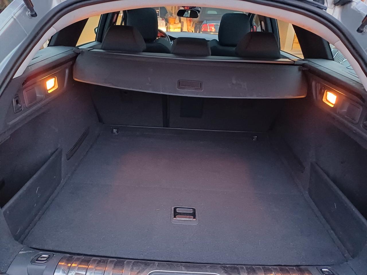 Peugeot 508 1.6 e-HDi 115 CV(TETTO PANORAMICO)