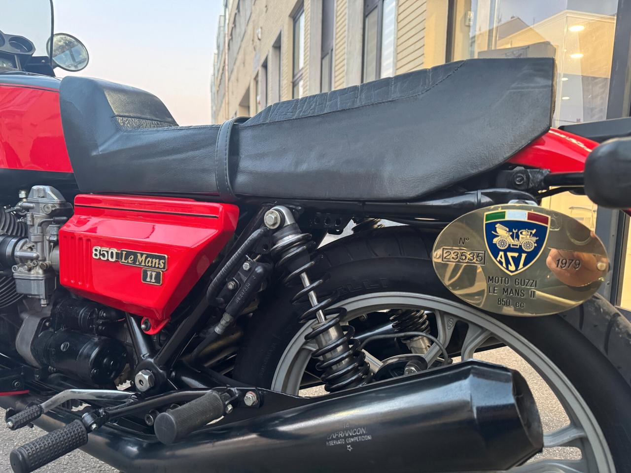 Moto Guzzi 850 Le Mans 2