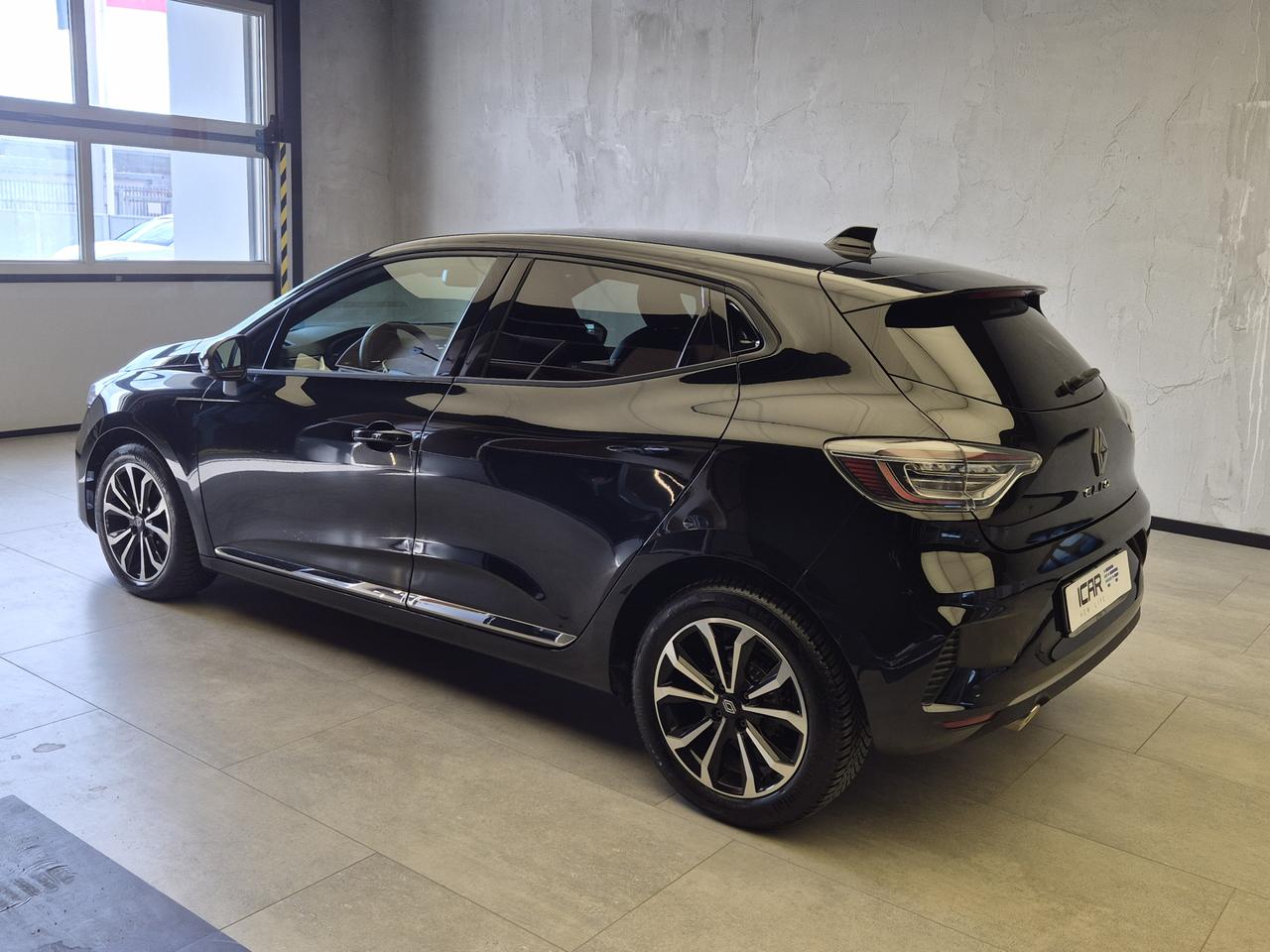 RENAULT Clio V 2023 - Clio 1.0 tce Techno 90cv