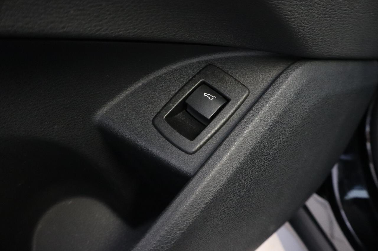 BMW X1 XDRIVE 18d ADVANTAGE - x-DRIVE