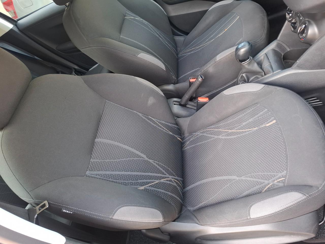 Peugeot 208 1.2 VTi 82 CV 5 porte Allure
