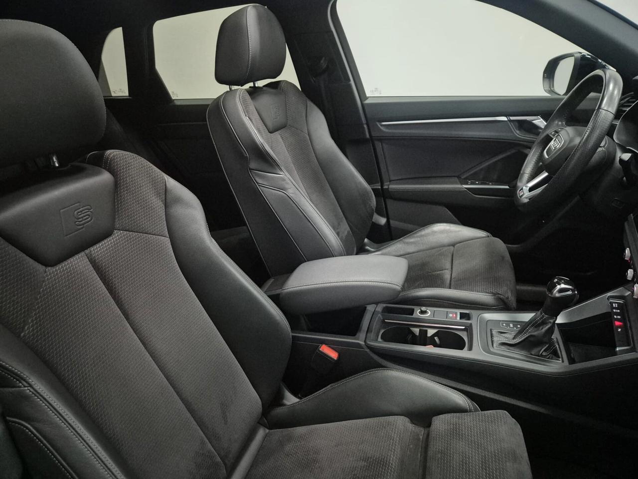 Audi Q3 35 TDI S tronic line edition