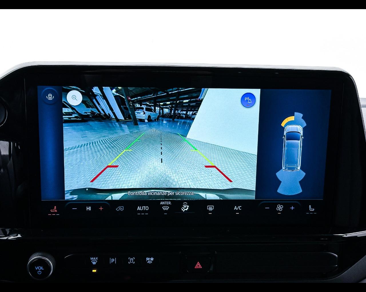 FORD Tourneo Custom 2ªs - Tourneo Custom 320 2.0 EcoBlue 170CV aut. PL Titanium