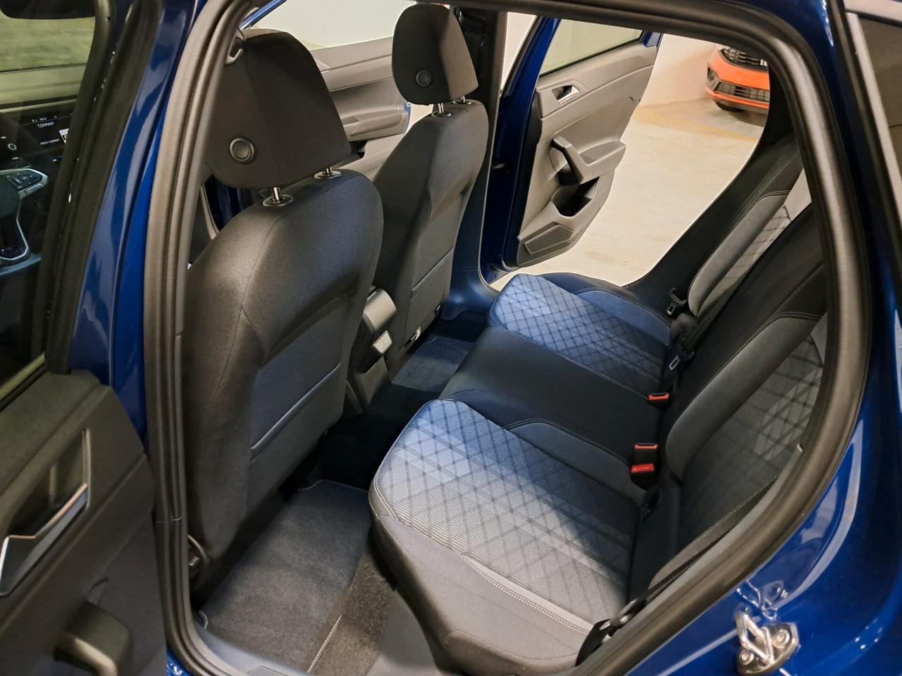 Volkswagen Taigo 1000 TSI 116CV R-Line DSG Km.0