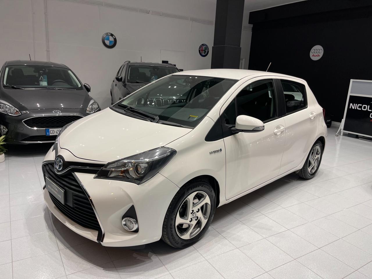 Toyota Yaris 1.5 Hybrid 5 porte Cool