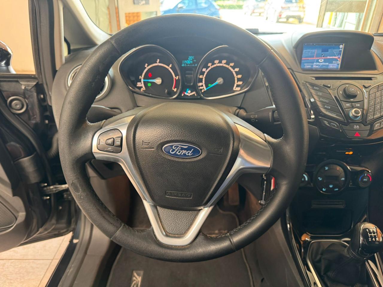 Ford Fiesta 1.5 TDCi 75CV 5 porte Titanium
