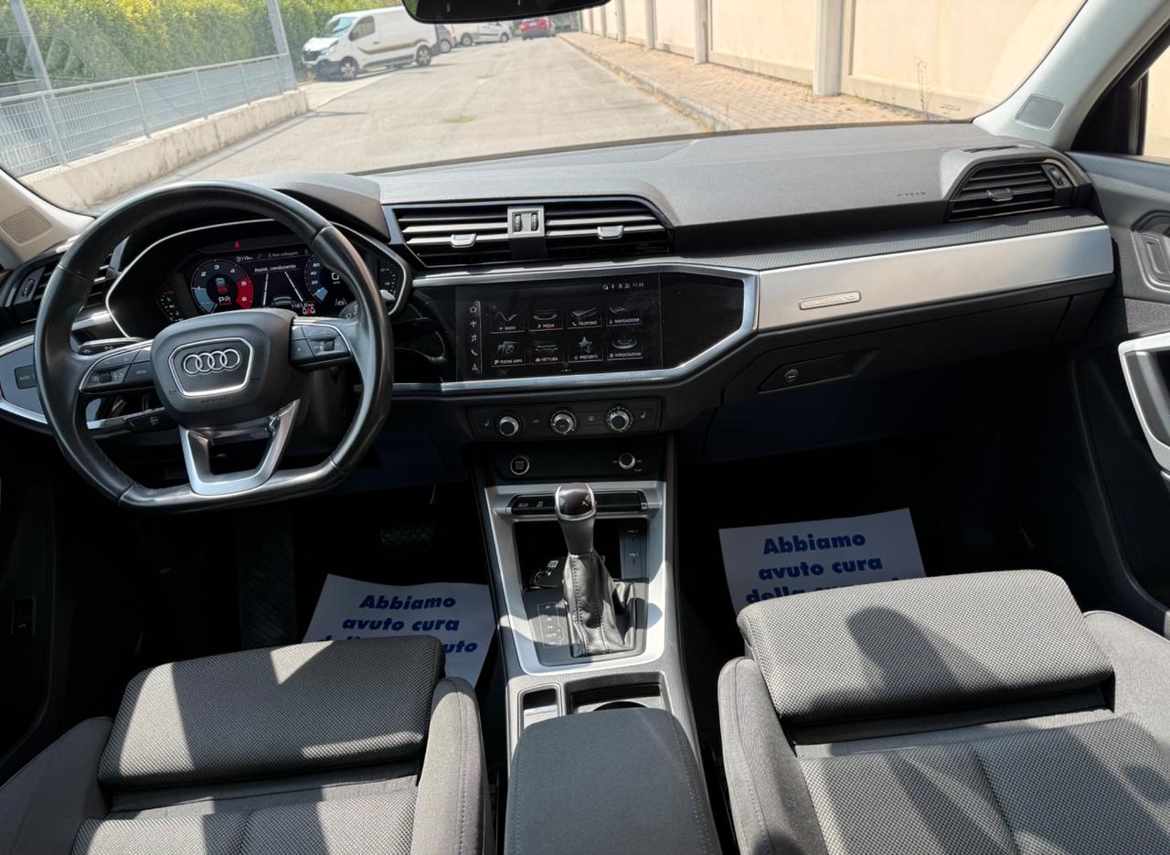 Audi Q3 SPB 40 TDI quattro S tronic S Line Identity Black