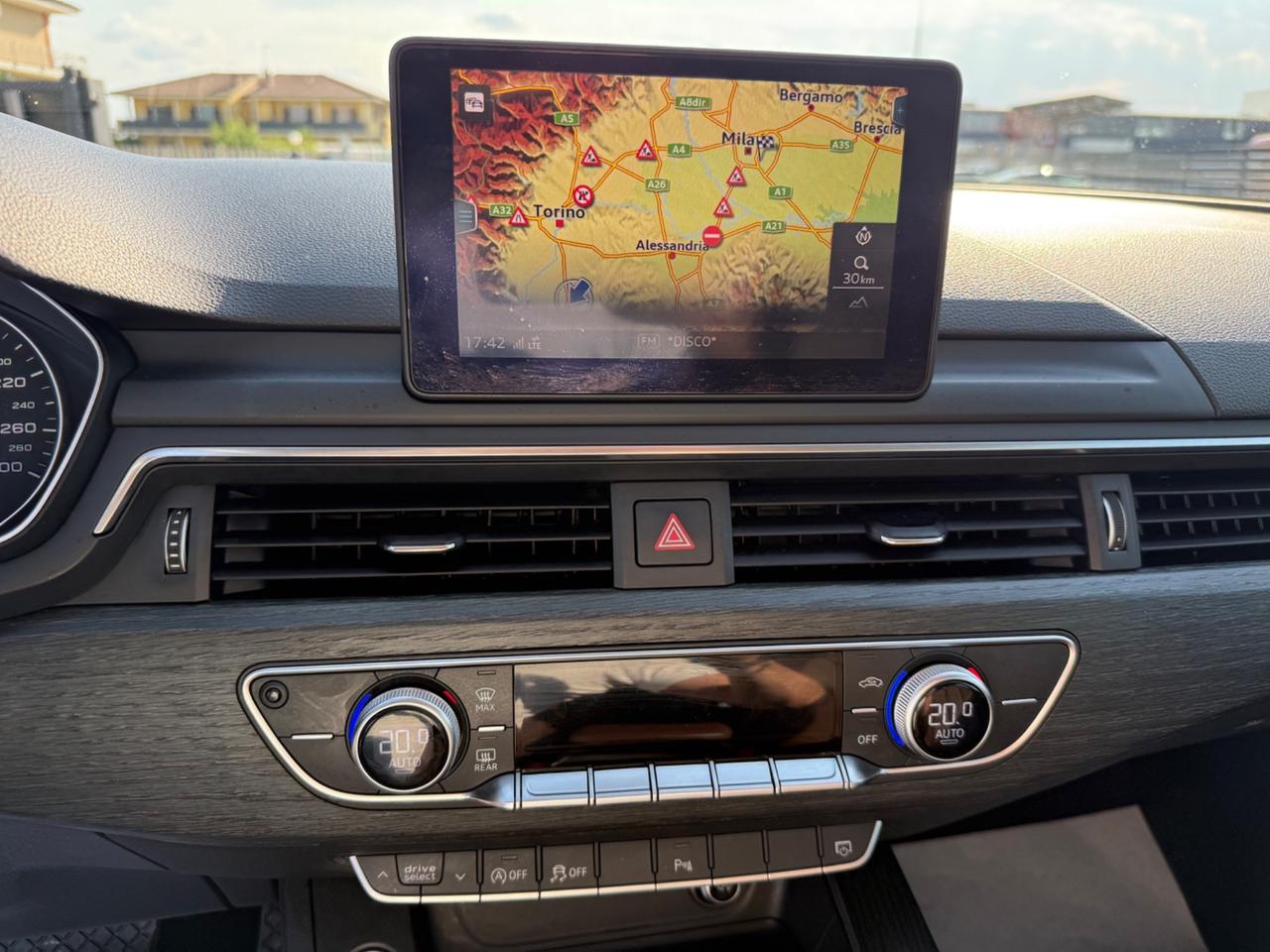 Audi A4 Avant 2.0 TDI 150 CV ultra S tronic Sport