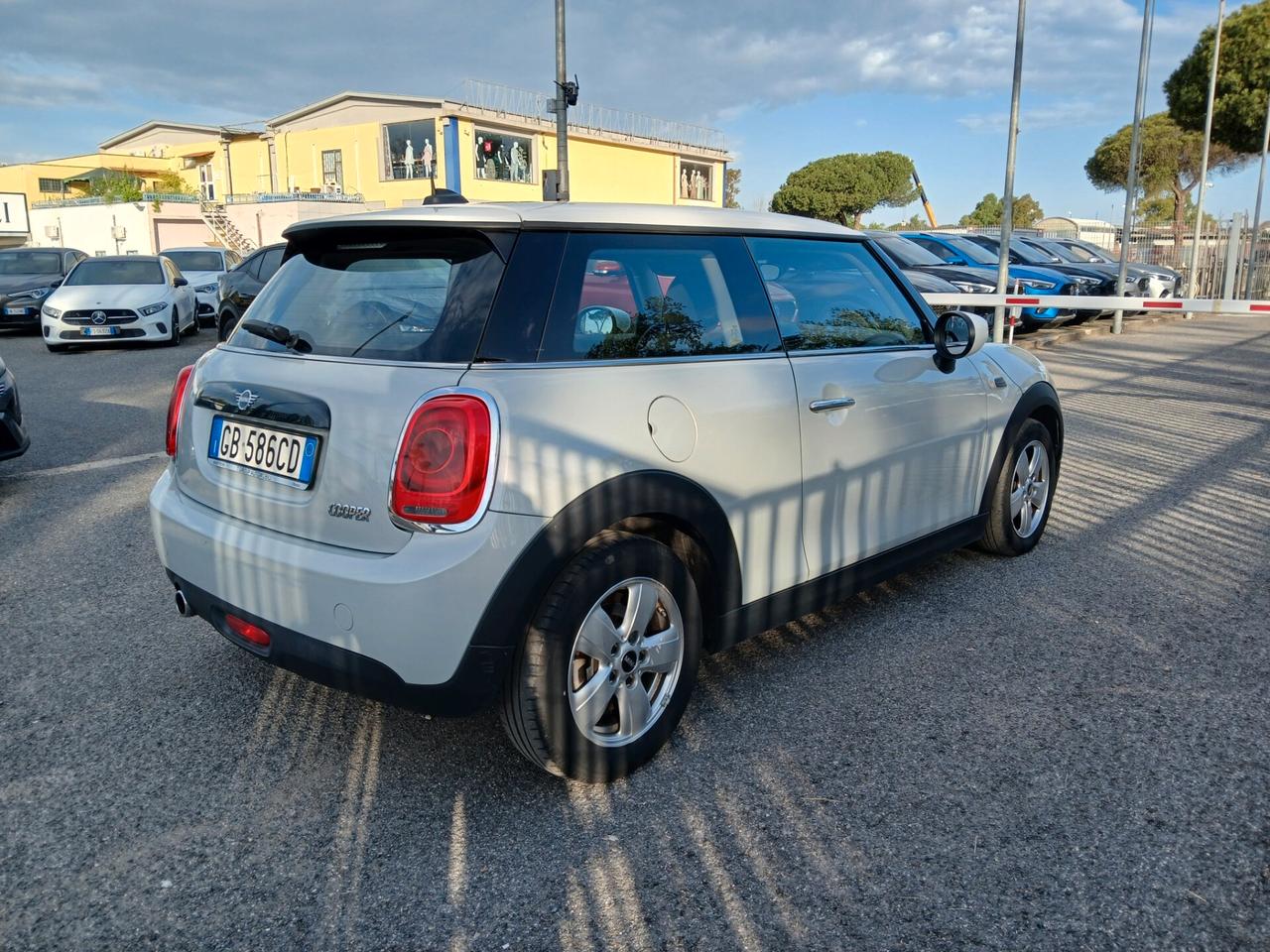 Mini Cooper 1.5 136cv Aut.