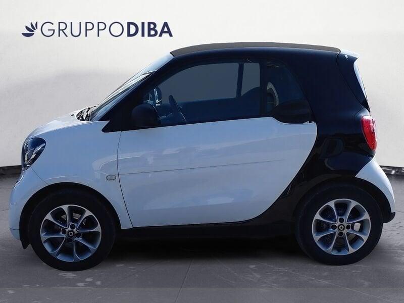 smart fortwo Smart III 2015 Benzina 1.0 Passion 71cv my18