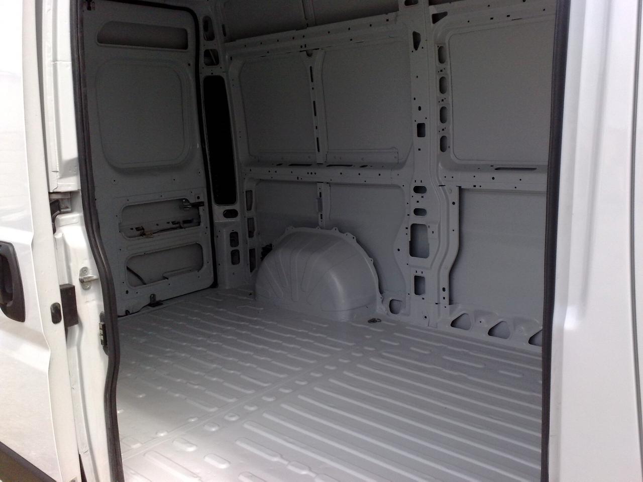 Peugeot Boxer 2.2hdi 140cv FURGONE - 2022
