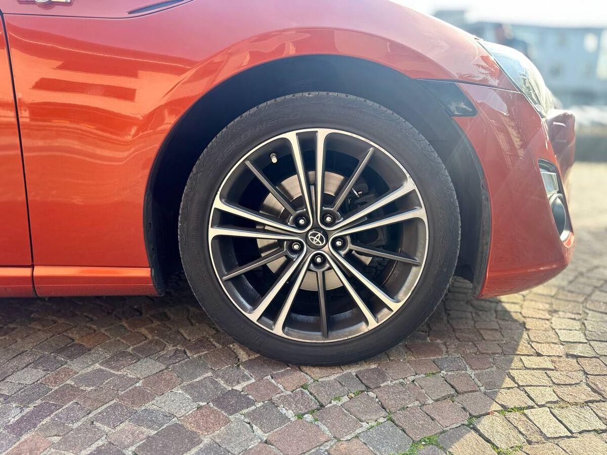 Toyota GT 86 2017 GT86 2.0 Rock&Road auto