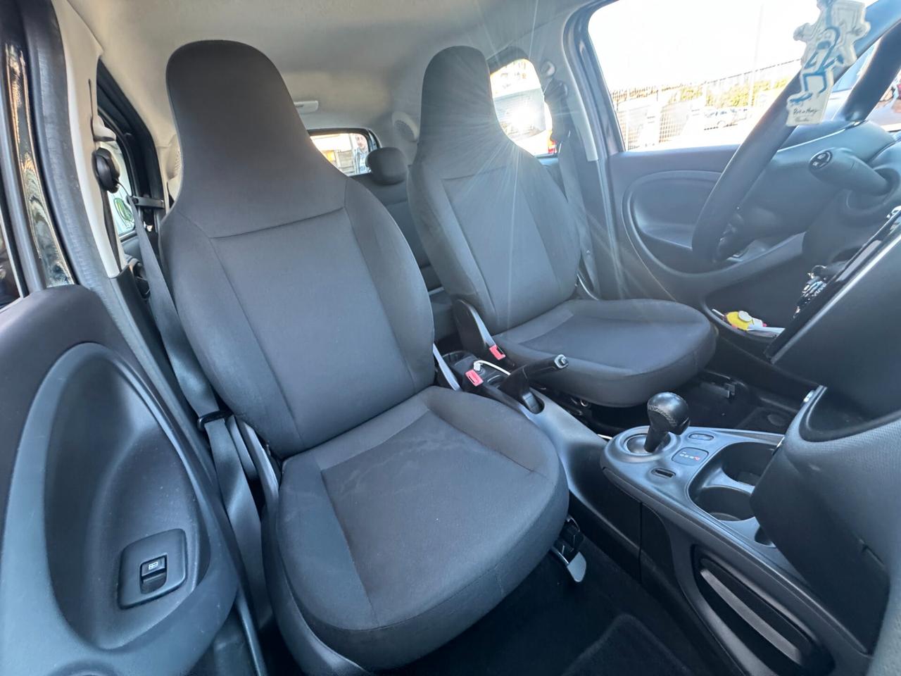 smart forFour 1.0 Youngster 71cv twinamic **NEOPATENTATI**