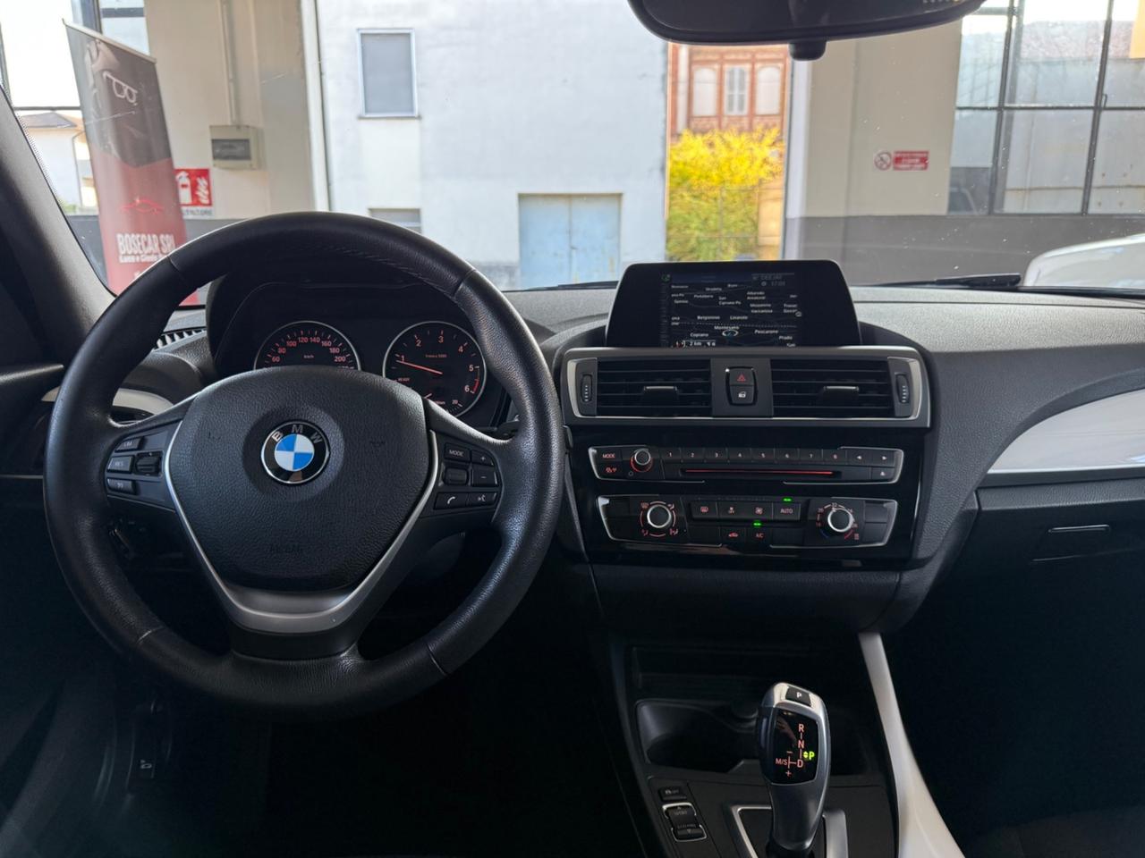 Bmw 118 118d 5p. Urban CAMBIO AUTO UNICO PRO TAGLIANDI