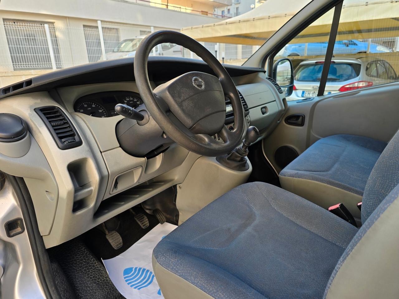 Nissan Primastar - Con Sollevatore Idraulico per Persone in Carrozzina