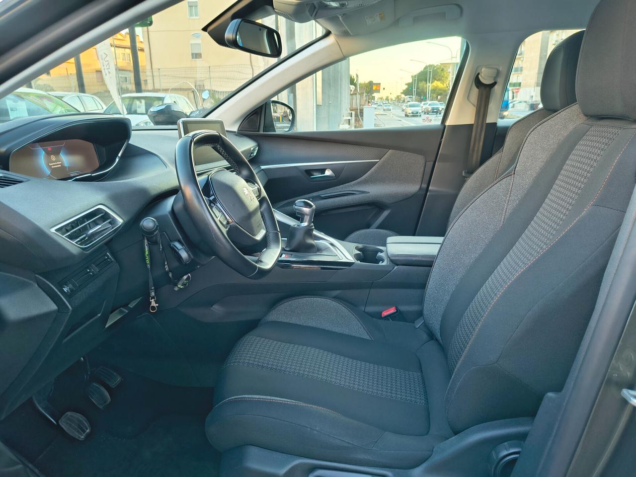 PEUGEOT 3008 SOLO 94.000 KM 1.5 DIESEL ANNO 2019
