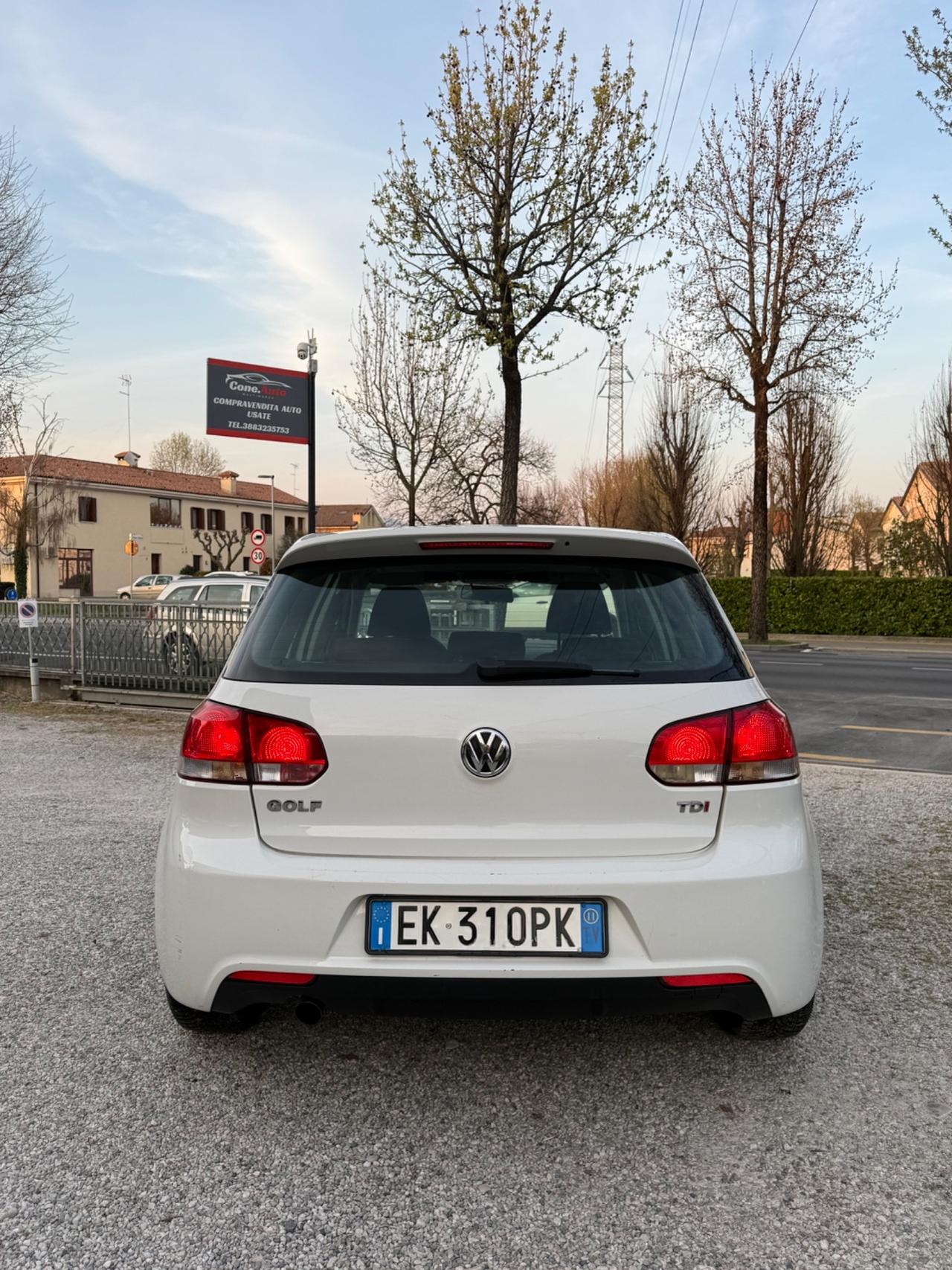 Volkswagen Golf 1.6 TDI DPF 5p. Highline