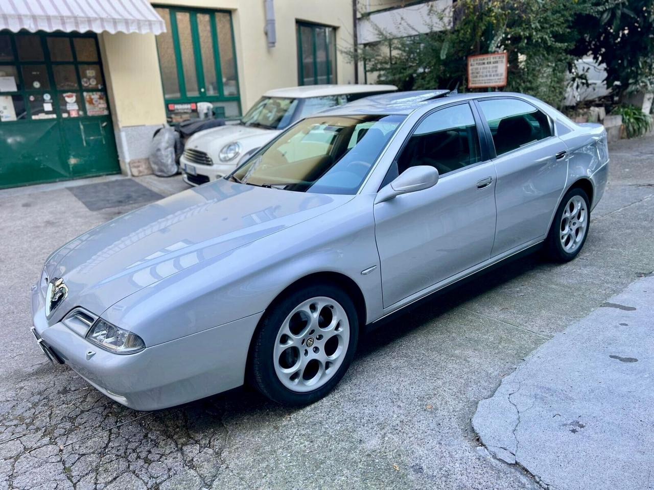 Alfa Romeo 166 3.0i V6 24V Super Distinctive ASI