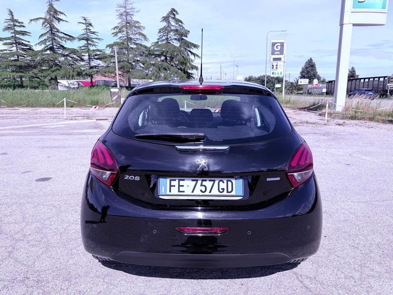Peugeot 208 PureTech 82 5p. GPL Ok neopatentati