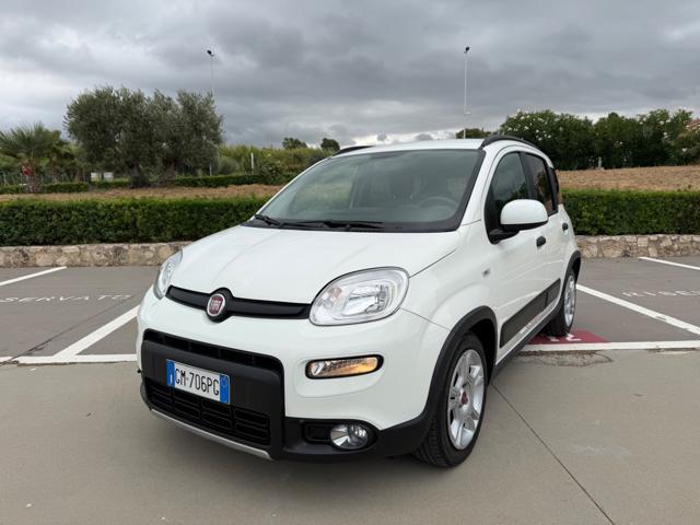 FIAT Panda 1.0 HYBRID CITY LIFE+CLIMATRONIC+SCHERMO+5POSTI