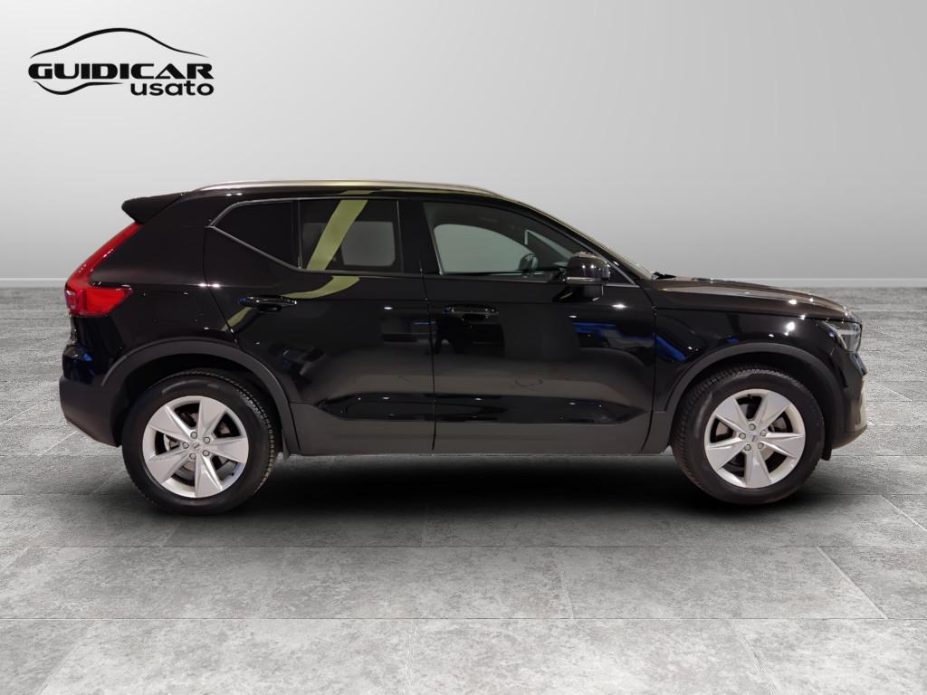 VOLVO XC40 2023 - XC40 2.0 b3 Core auto