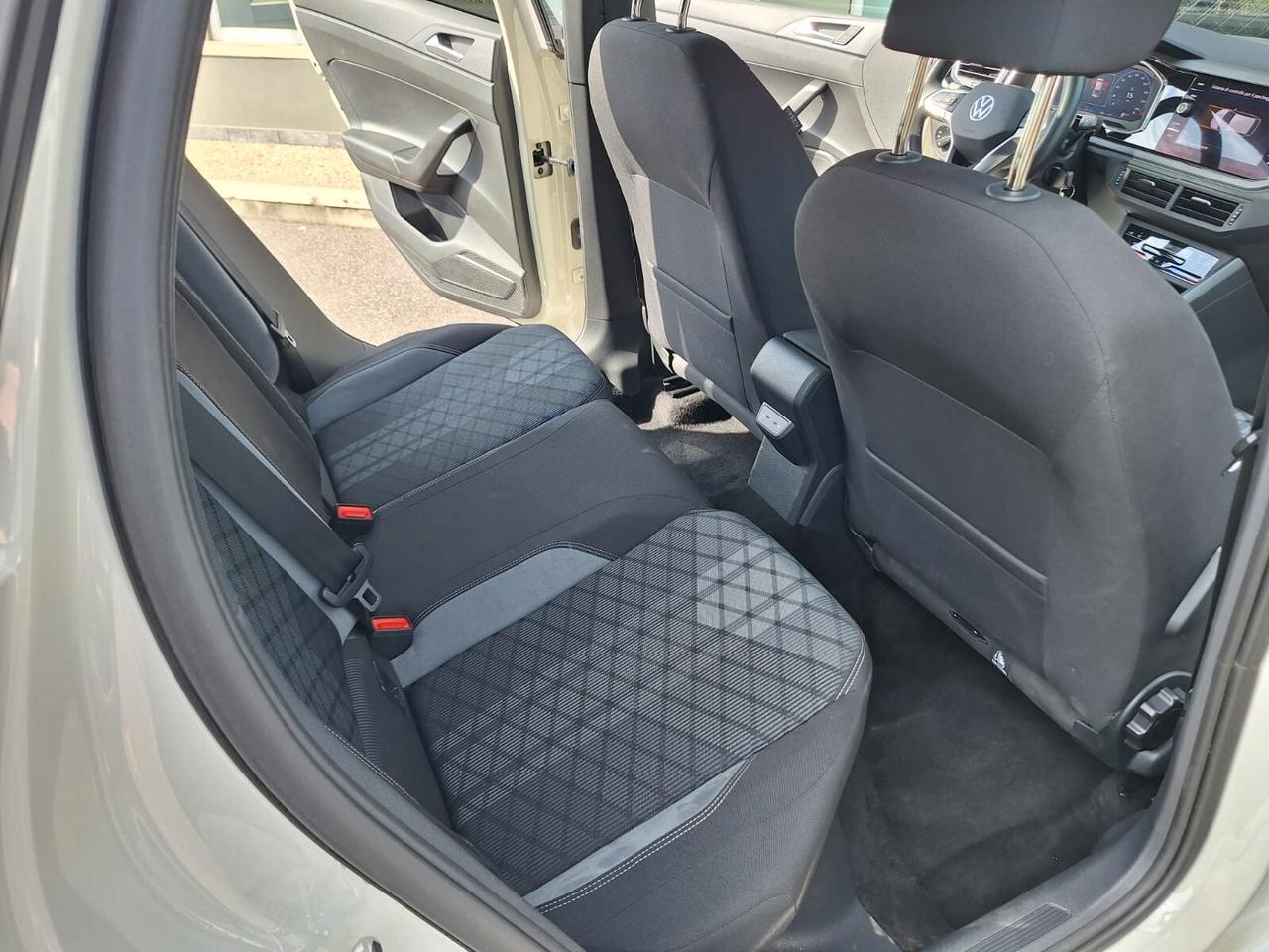 Volkswagen Taigo 1.0 TSI 110 CV R-Line