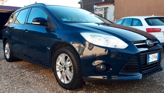 Ford Focus 1.6 benz./gpl , anno 2013