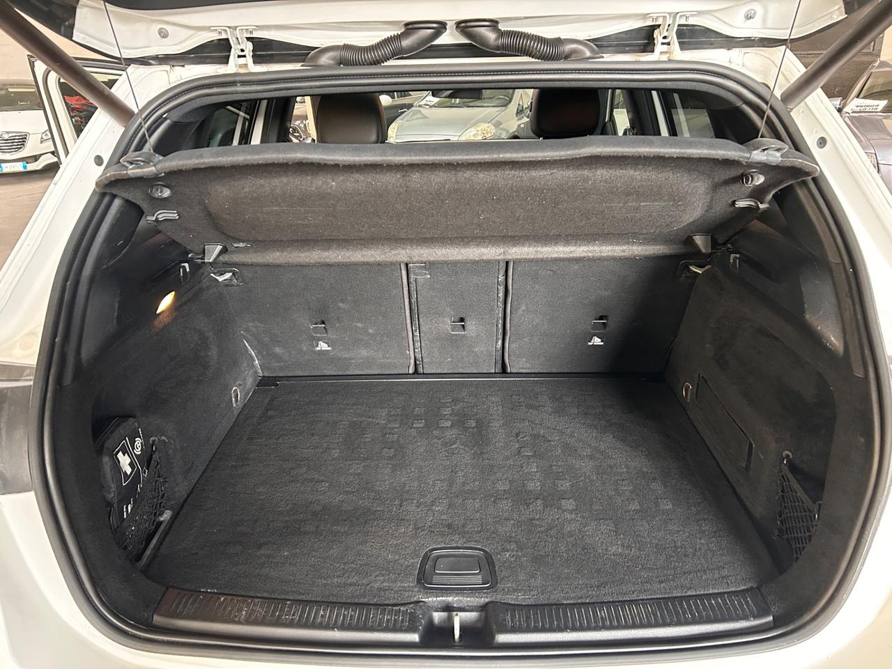 Mercedes-benz B 200 d Automatic Premium