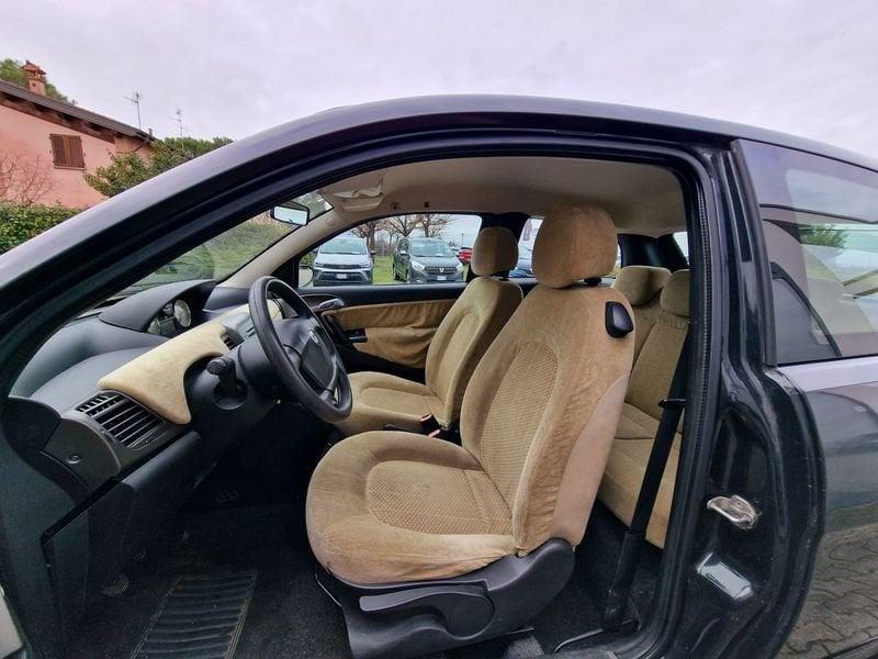 Lancia Ypsilon 1.2 60 CV 3 porte