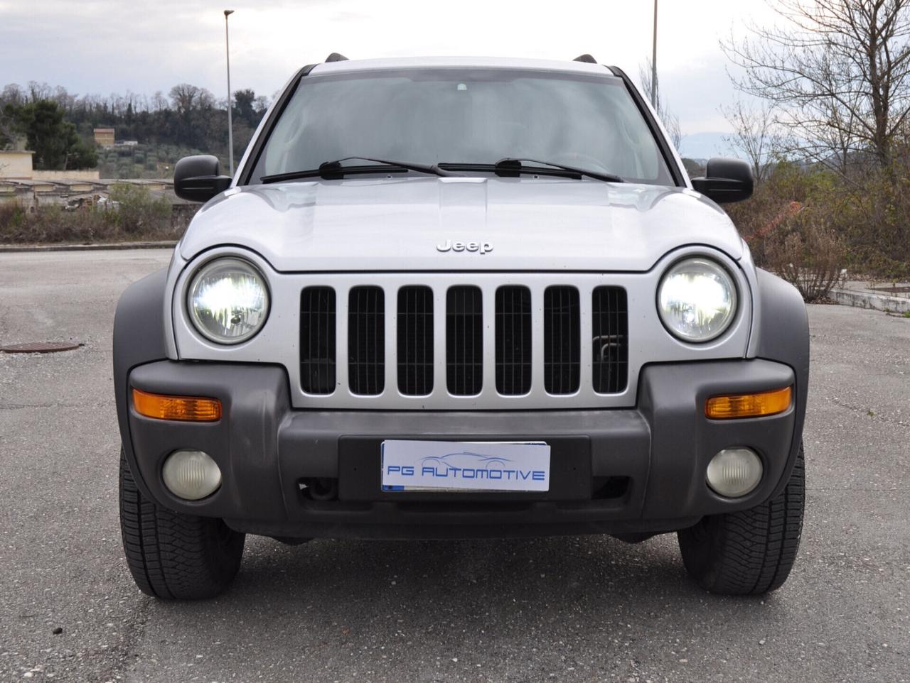 Jeep Cherokee 2.5 CRD Sport