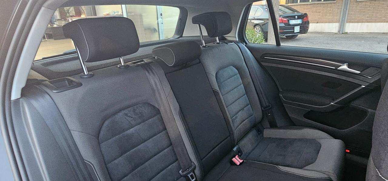 Volkswagen Golf 1.6 TDI 110 CV Executive EURO 6