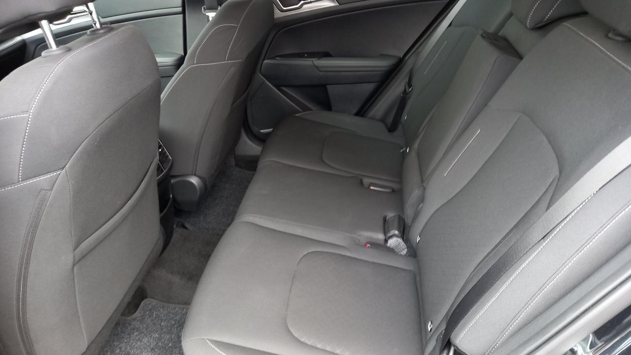 Kia Sportage 1.6 CRDi MHEV DCT Business