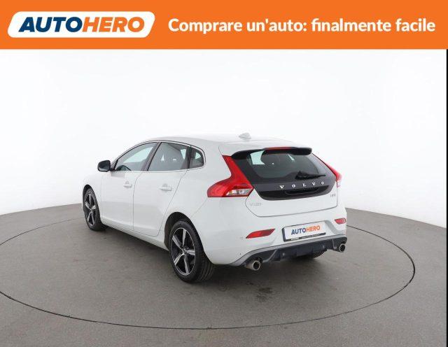 VOLVO V40 D2 R-design