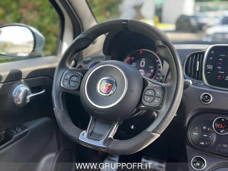 Abarth 695 1.4 Turbo T-Jet 180 CV 70° MTA ESSEESSE