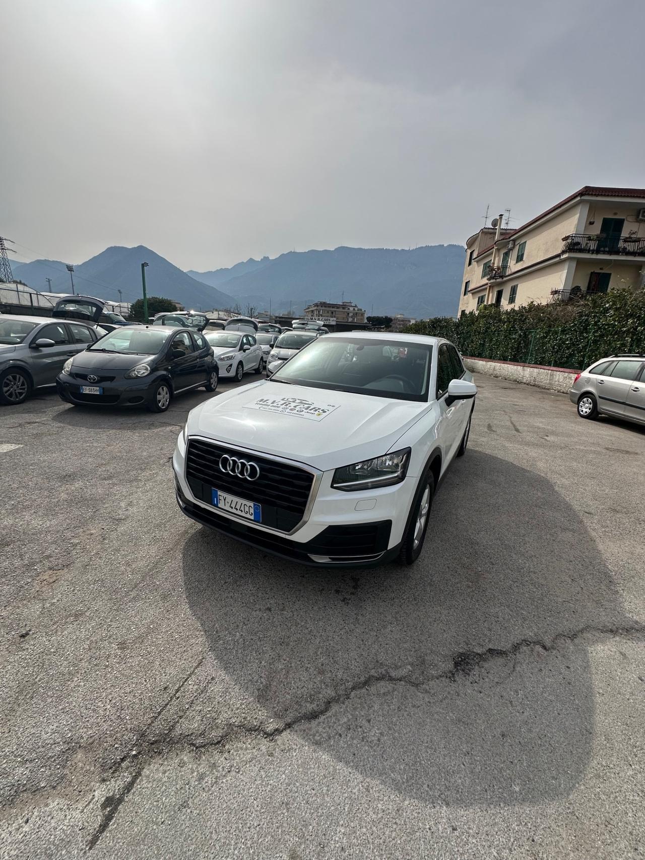Audi Q2 30 TDI S tronic Identity Black