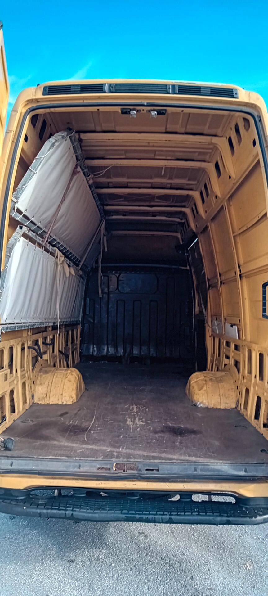 Iveco Daily 35S18P 3.0 Hpt maxi gancio traino