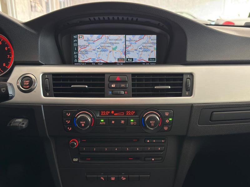 BMW 330 xi Coupe Attiva