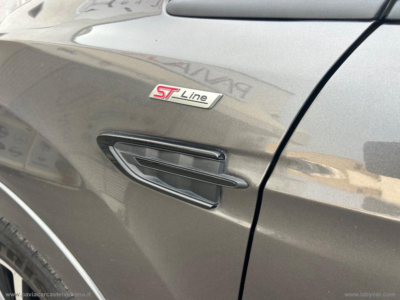 FORD Kuga 2.0 TDCI 150CV S&S 2WD ST-Line Bus.