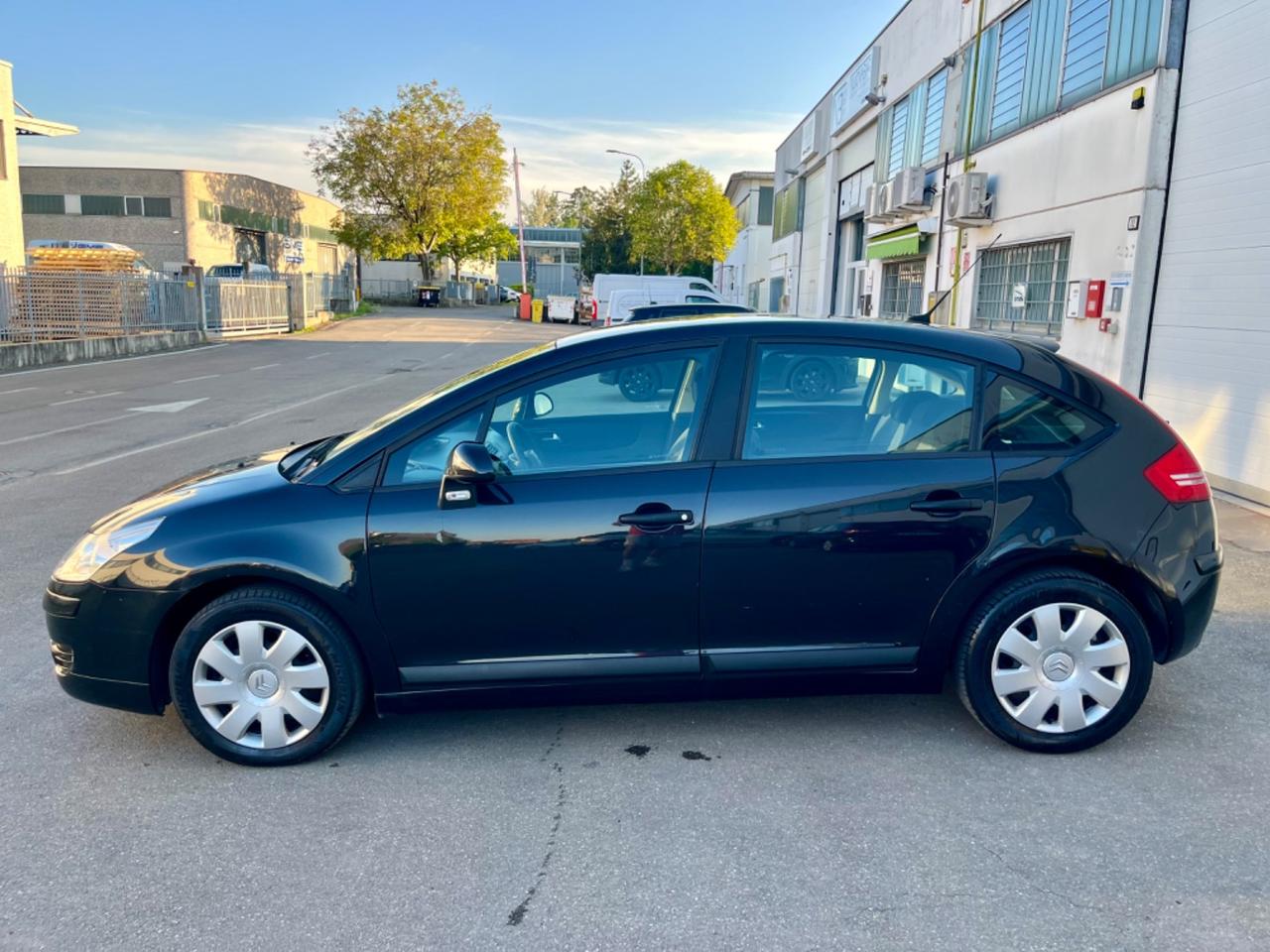 Citroen C4 1.4benz 2006 58.000km pari al nuovo