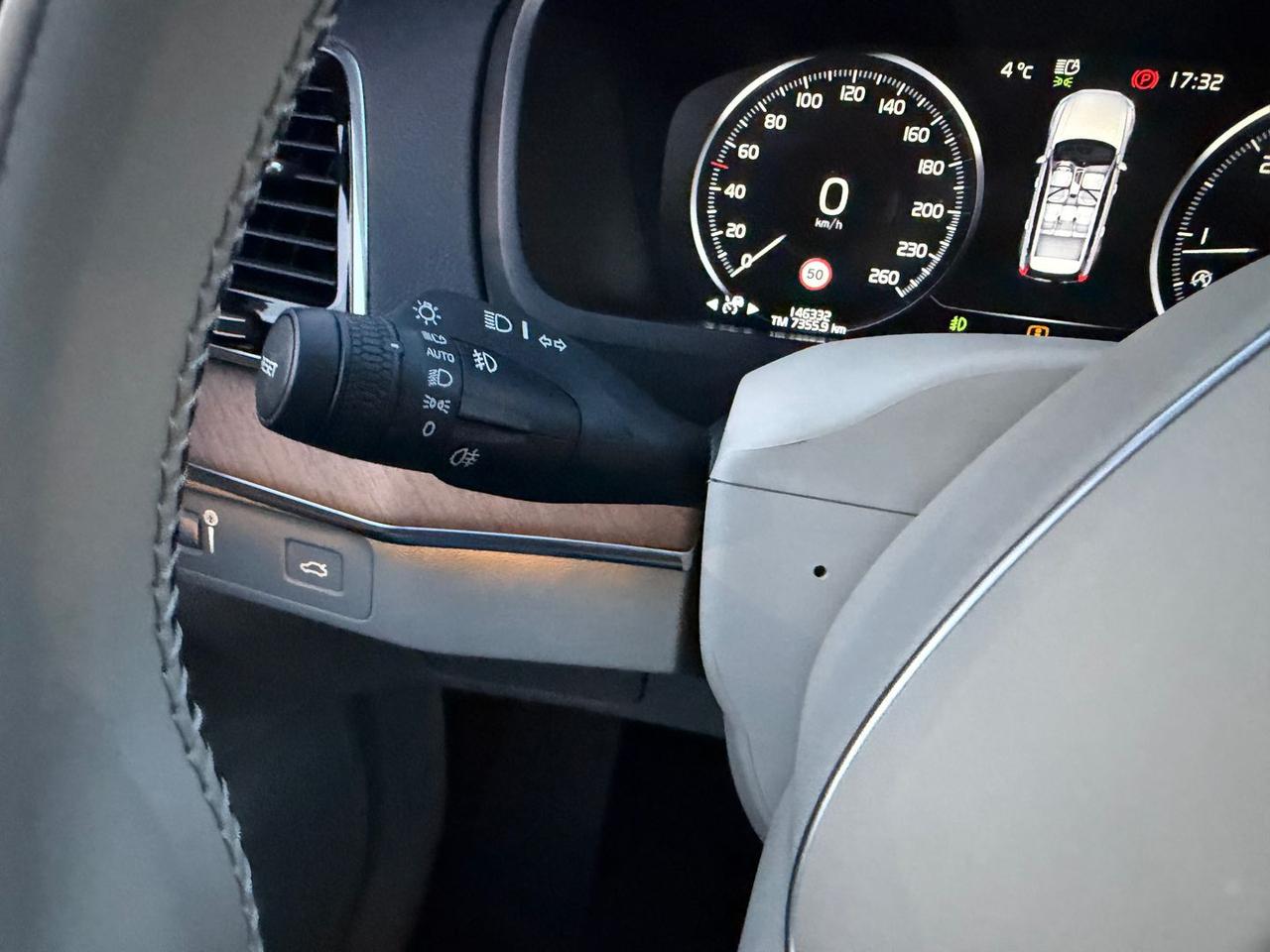 Volvo XC 90 2.0 D5 Inscription *PROMO FINANZ #8895