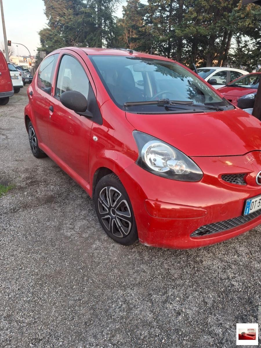 TOYOTA - Aygo - 12V VVT-i 5 porte Sol