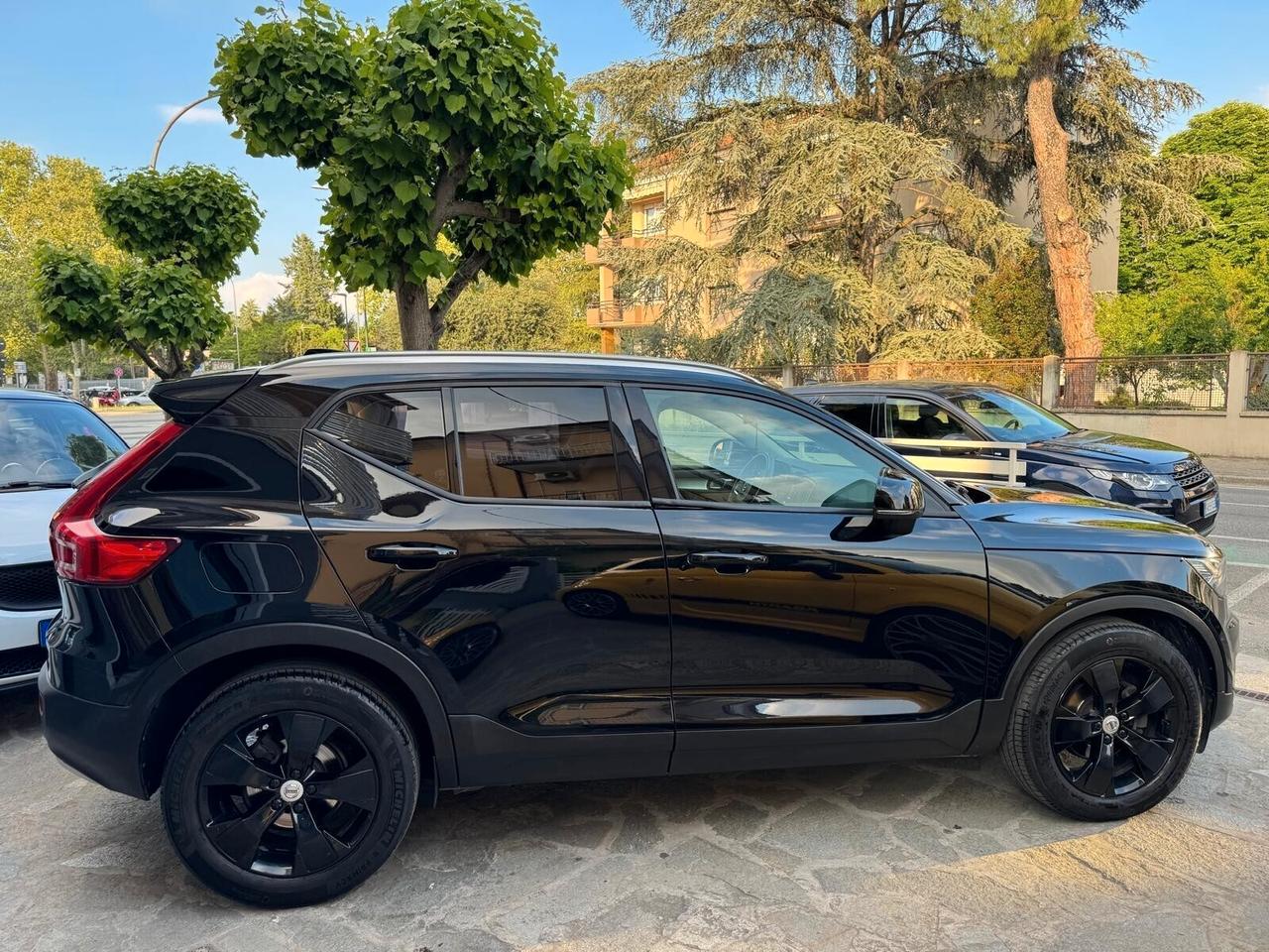 VOLVO XC40 D3 GEARTRONIC R-DESING 150cv