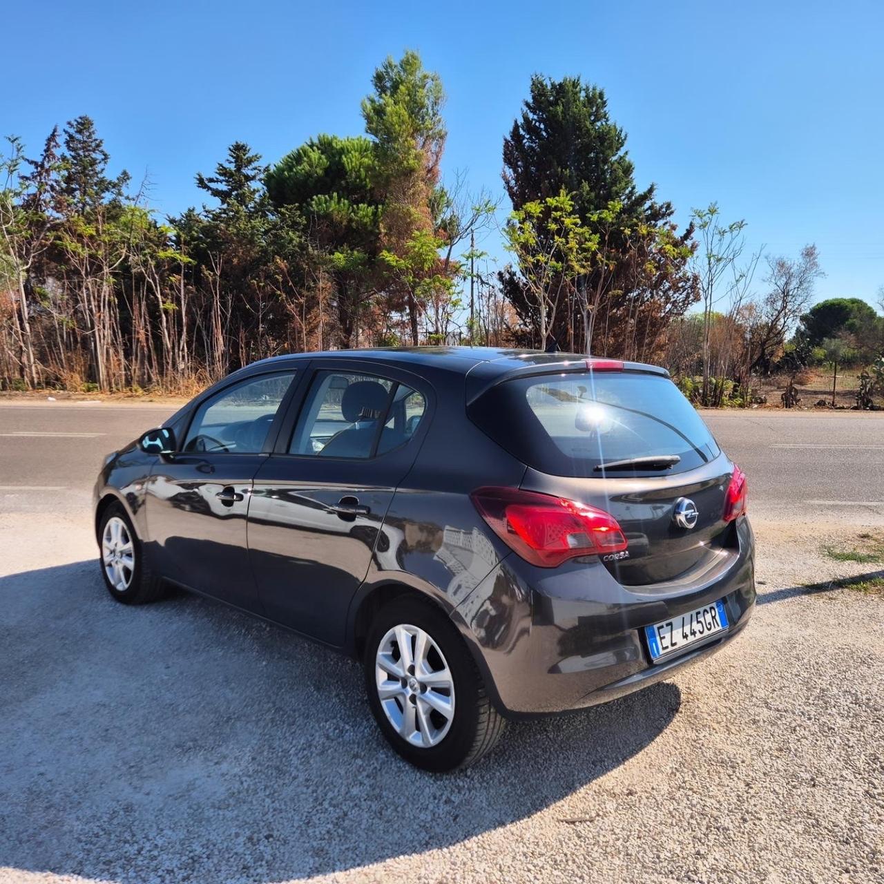Opel Corsa 1.2 85CV 3 porte GPL-TECH b-color