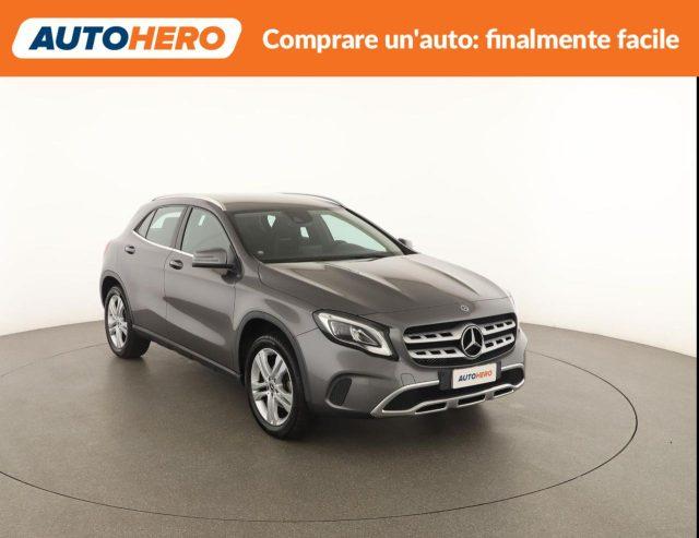 MERCEDES-BENZ GLA 180 Sport